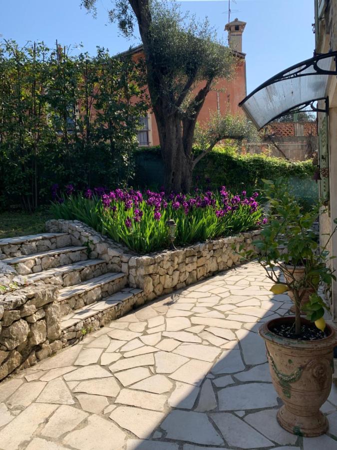 Le Mas Des Roses 1884 Vence Exterior photo